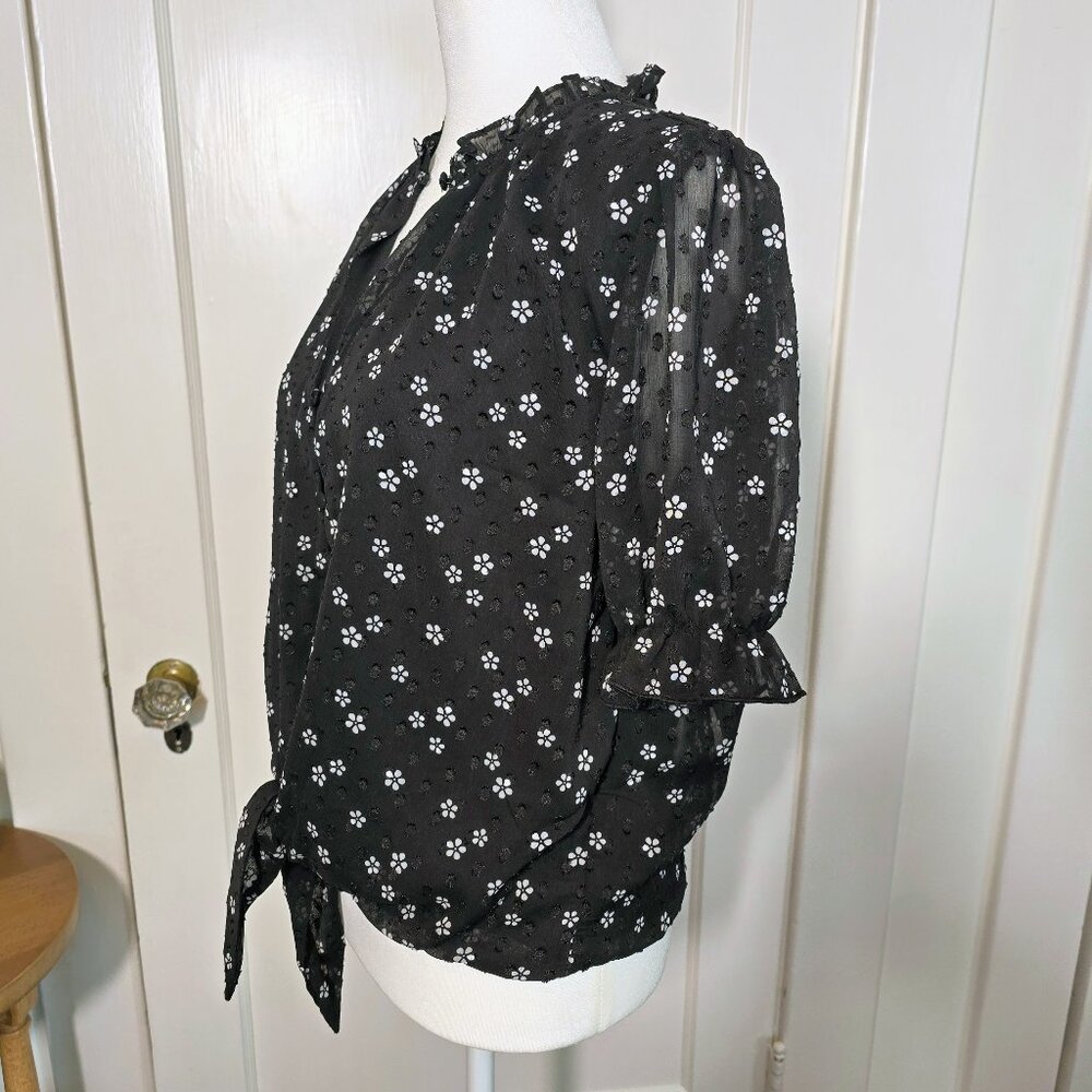 Tamara H. Floral Black Women's Top Size M - Picture 3 of 10